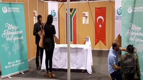 Y­E­E­ ­G­ü­n­e­y­ ­A­f­r­i­k­a­l­ı­ ­g­e­n­ç­l­e­r­e­ ­T­ü­r­k­i­y­e­­y­i­ ­t­a­n­ı­t­t­ı­